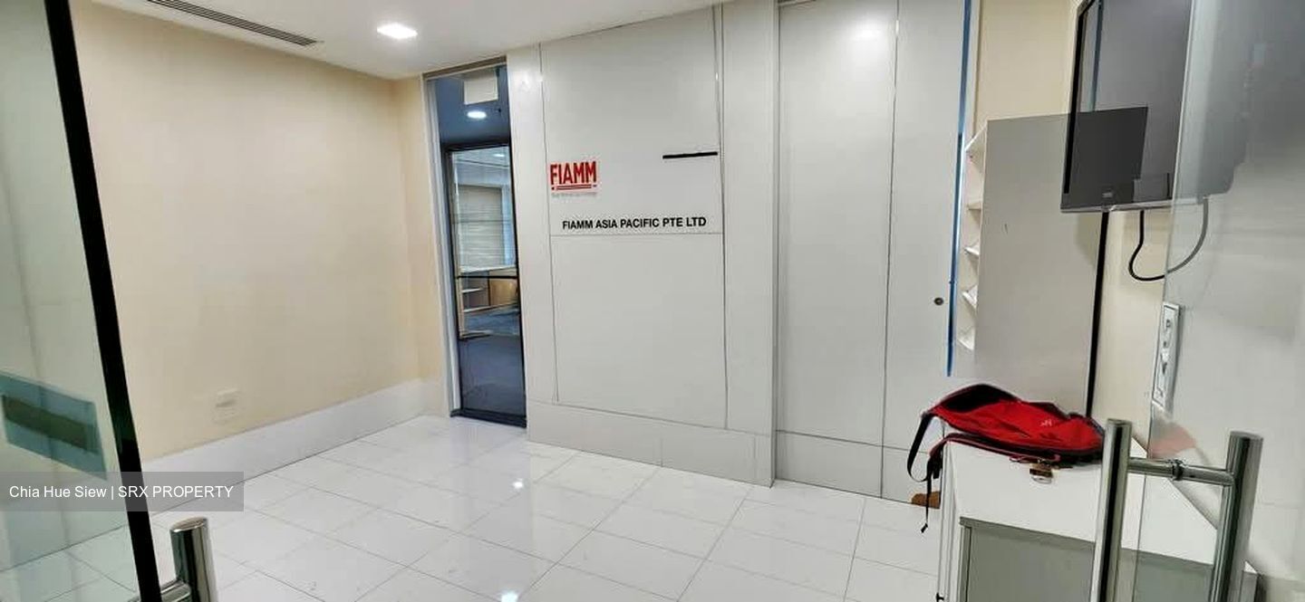 Toh Guan Centre (D22), Factory #557168021